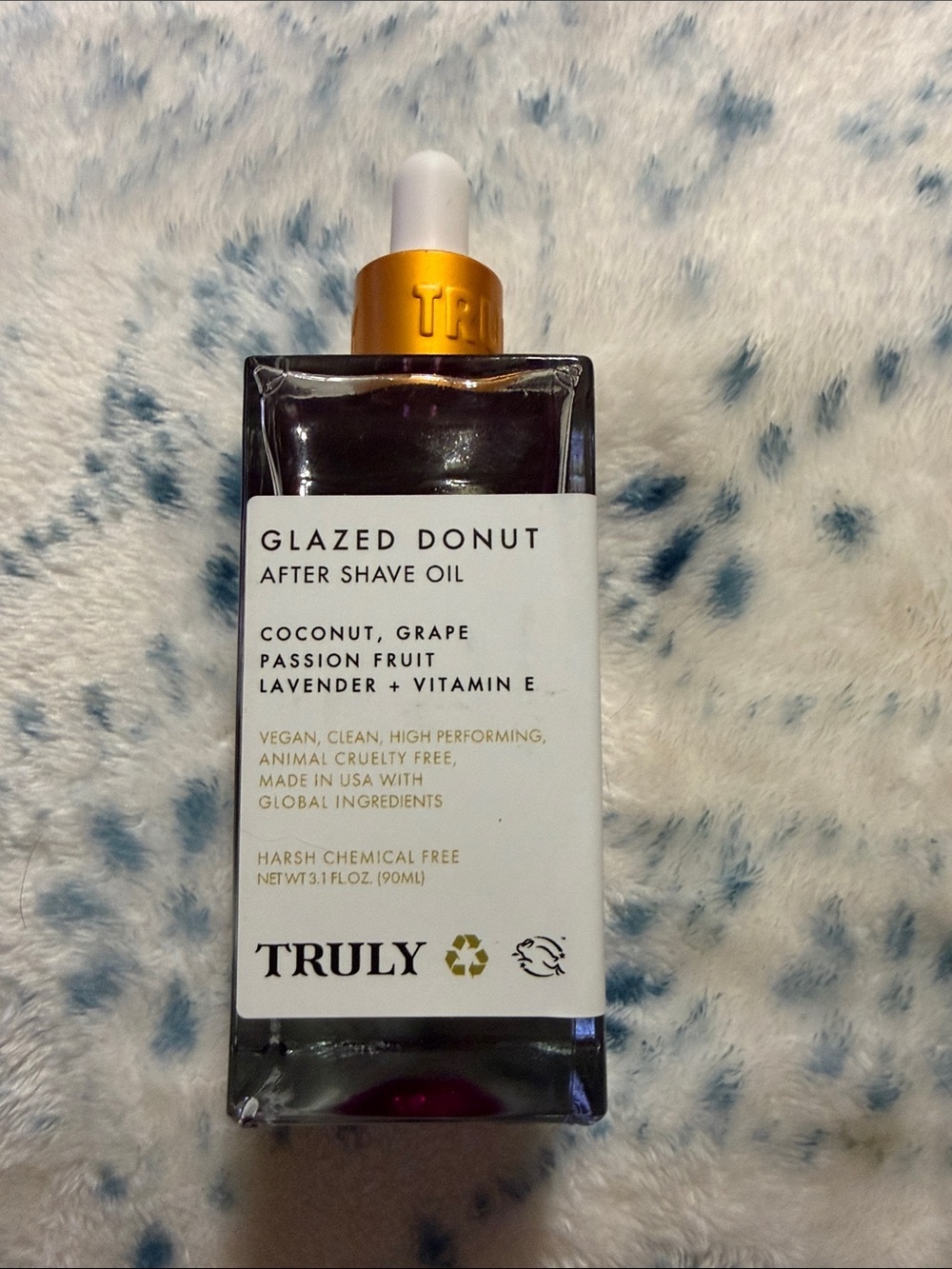 TRULY Glazed Donut After Shave Oil — White & Gold